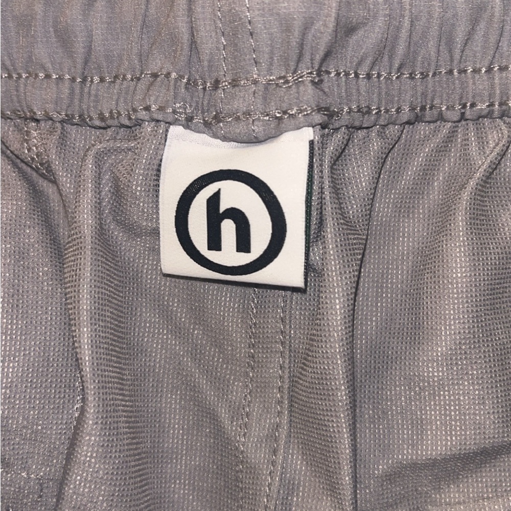 Hidden Gray Geometric Pattern Shorts
Elastic Wais… - image 5